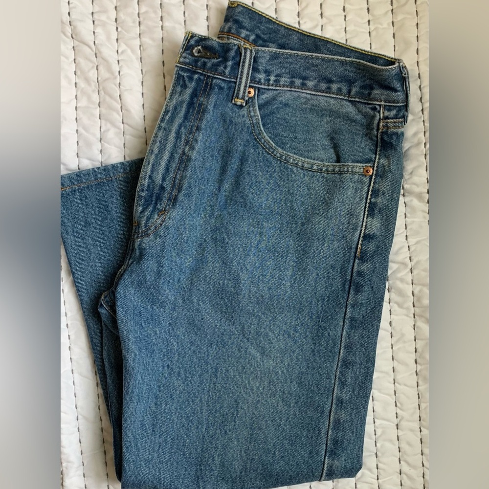 Levi’s Capri Jorts 505 36x30(22) hemmed Excellent Condition Cropped Denim - Picture 7 of 7